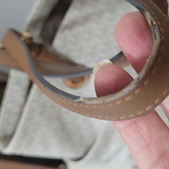 Michael Korks Handbag Tote - Picture 7 of 16